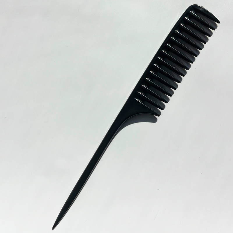 Wide-Tooth Tail Comb